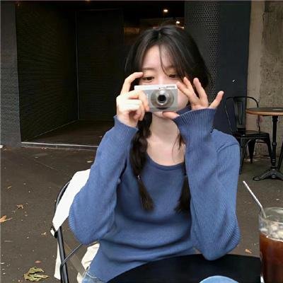 怪笑少女